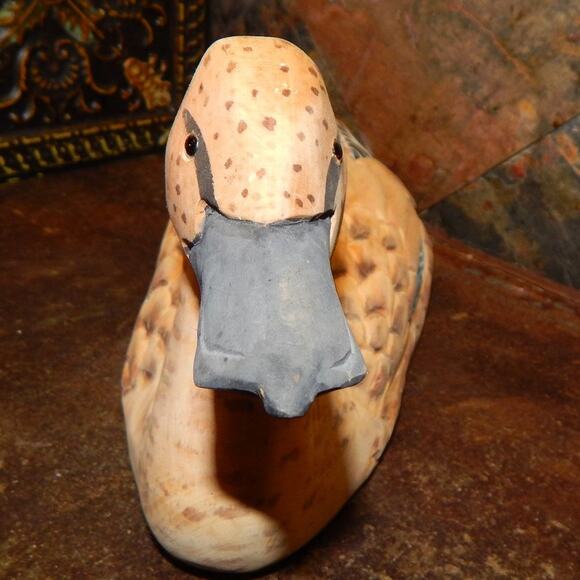 Beautiful Carved Burned & Painted Unmarked Wood Duck  Sculpture - Picture 3 of 12